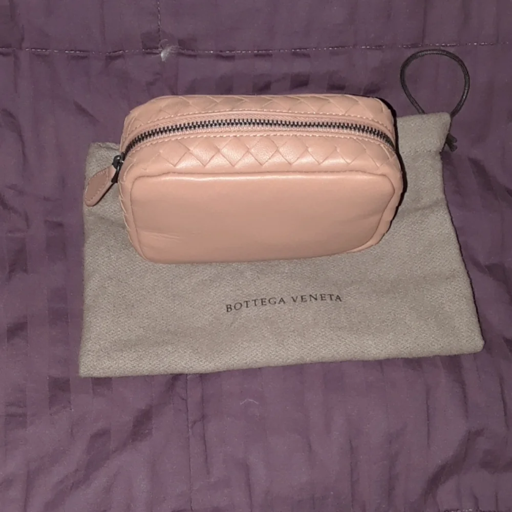 Bottega Veneta sold out